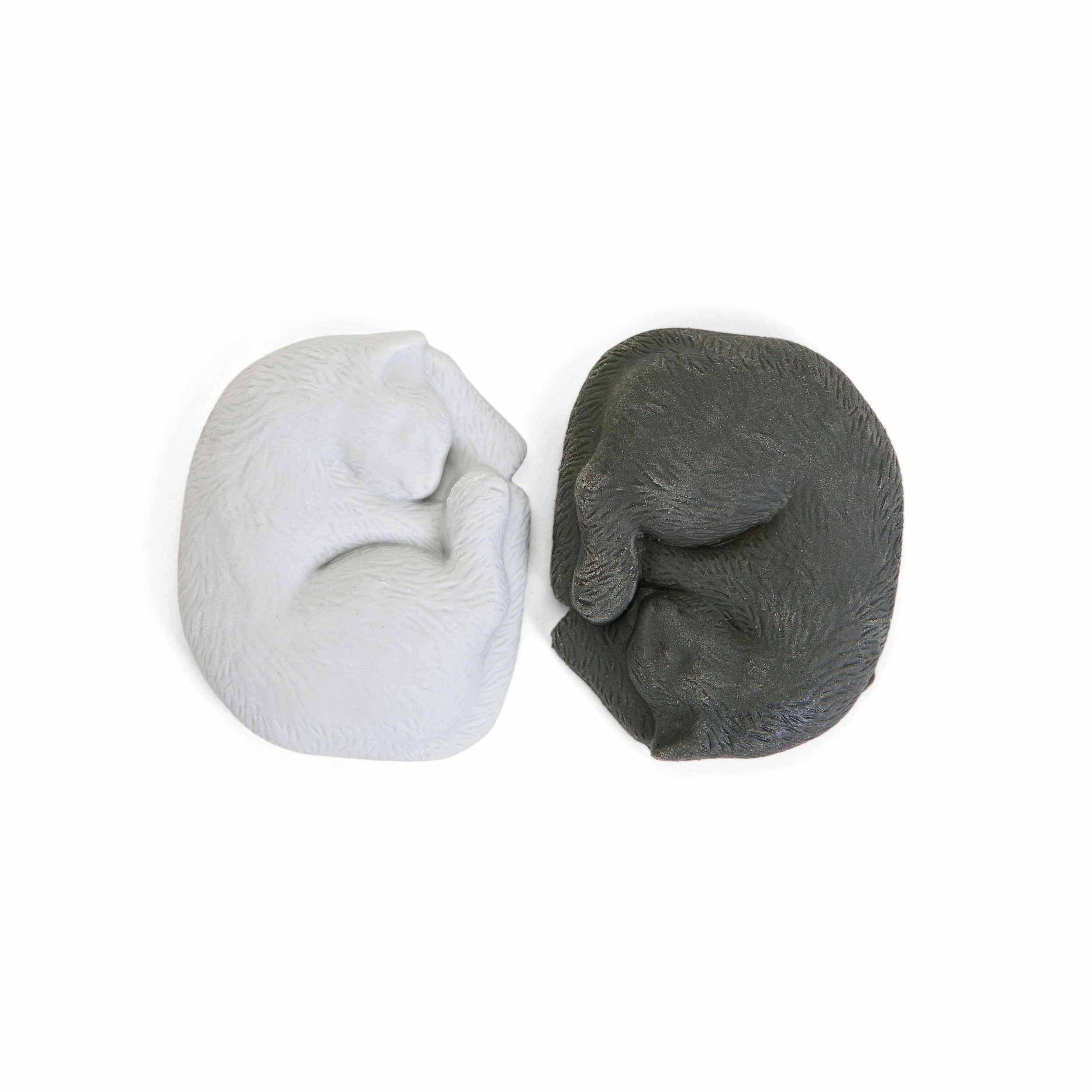 Furaser Black & White Cat Eraser (1 Random)